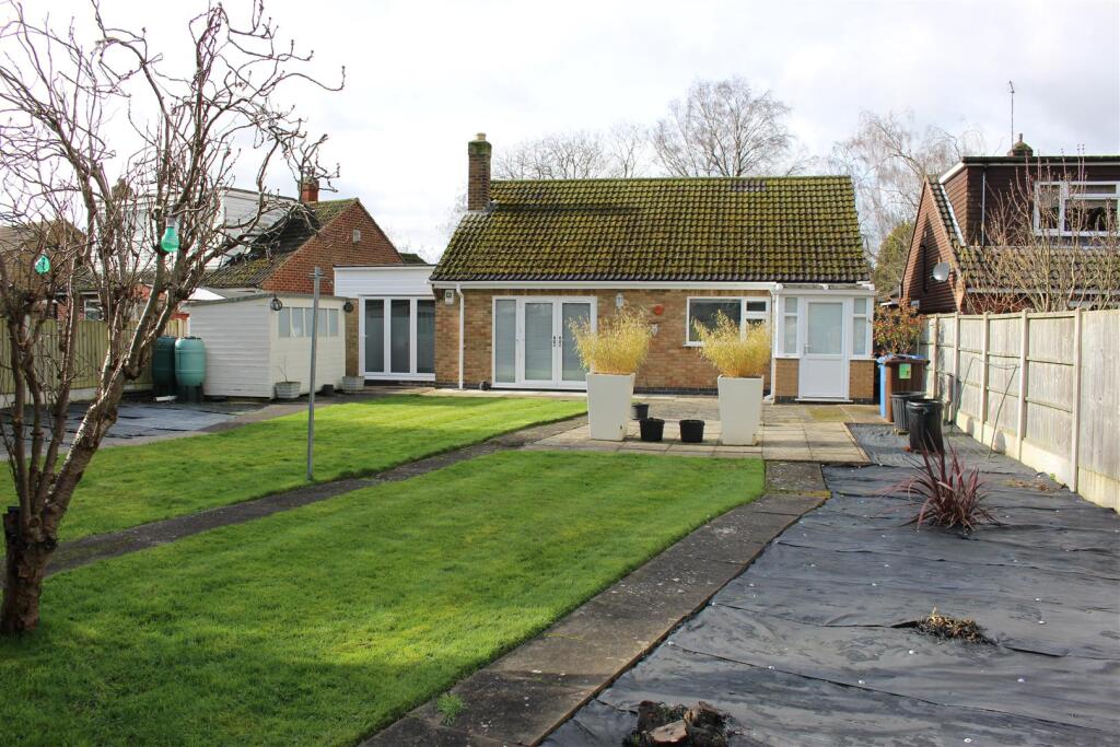 Good-Sized Rear Garden