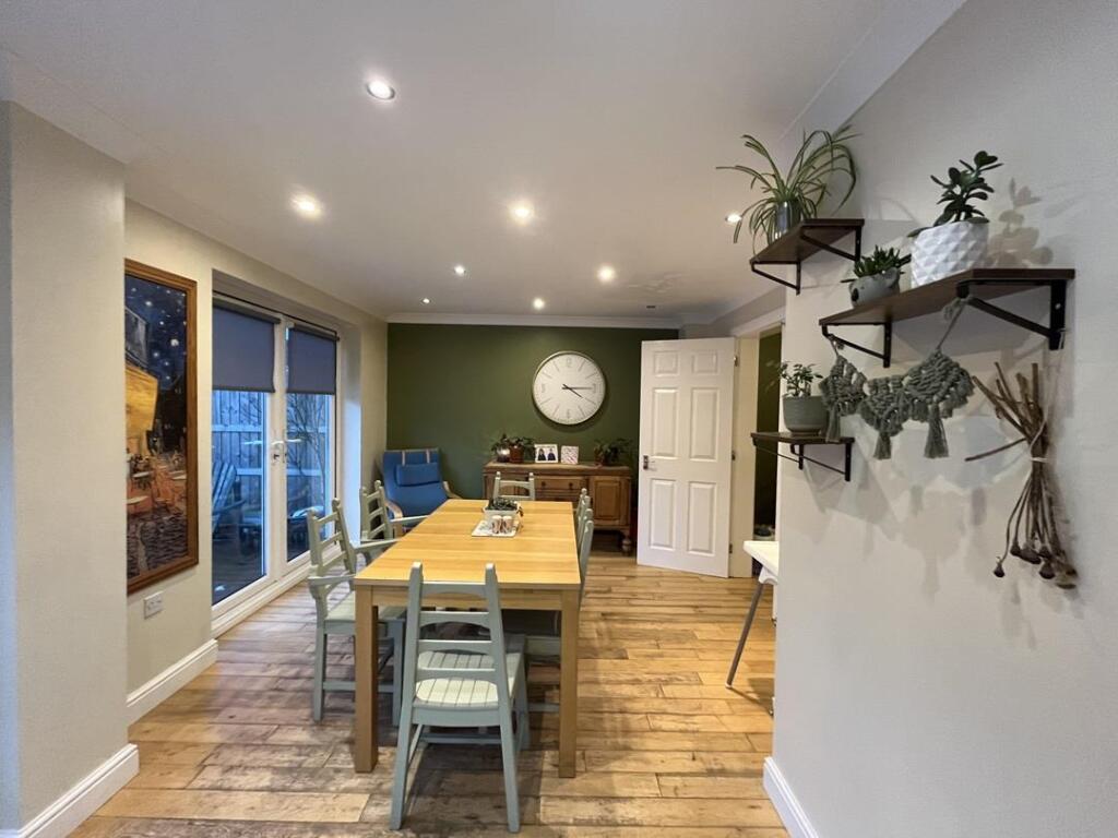 Kitchen / Diner