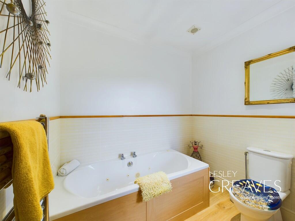 En-Suite For Bedr...