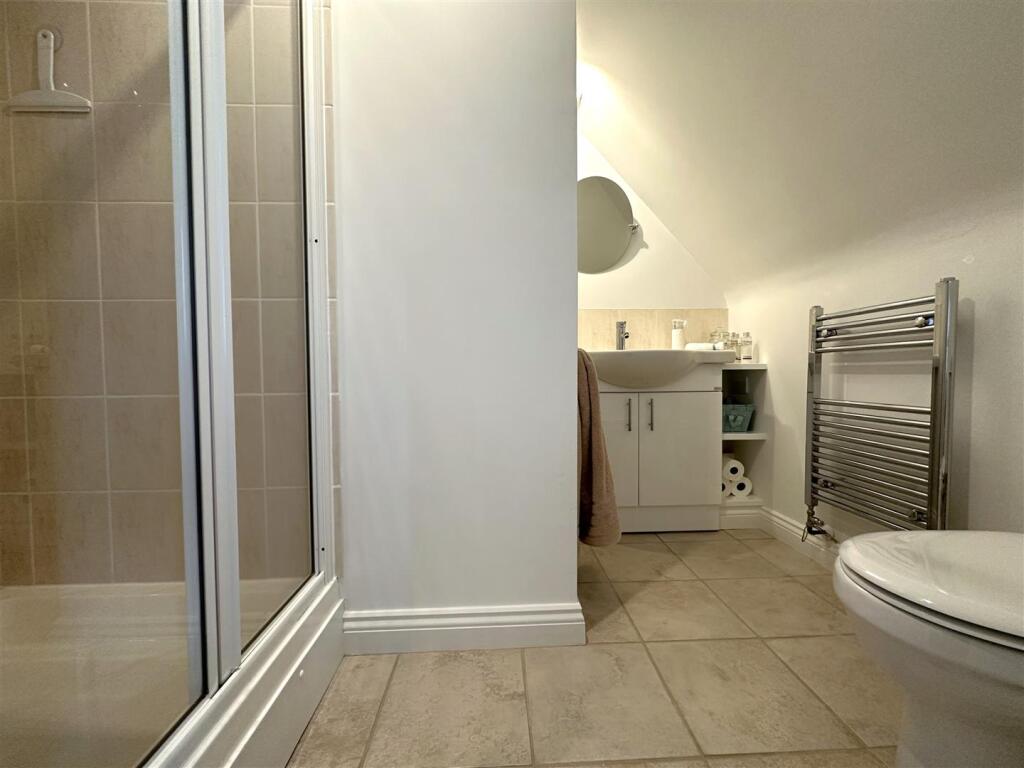 Secondary En-Suite 766