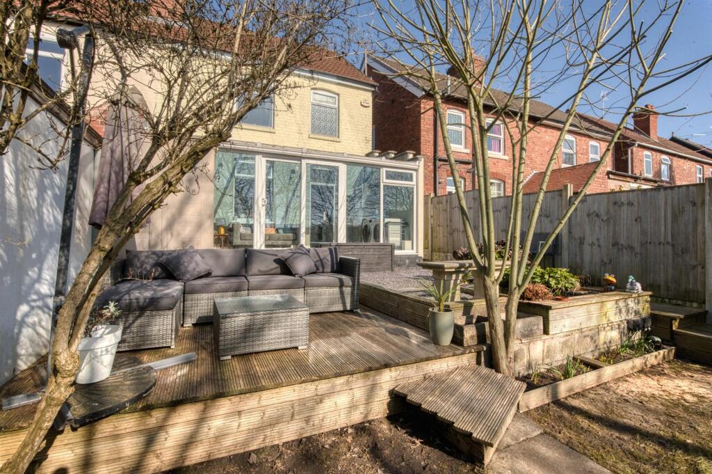 Garden - seating  .jpg