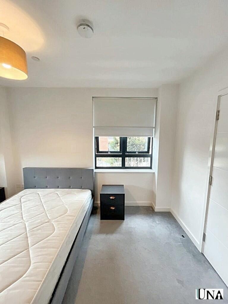 b027123b-2342-487...