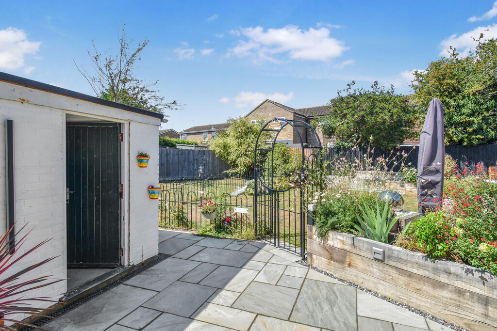 152893_2025081410...