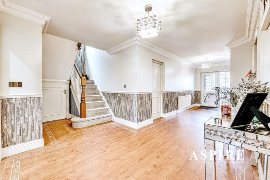 Aspire Estate Agents1.jpg