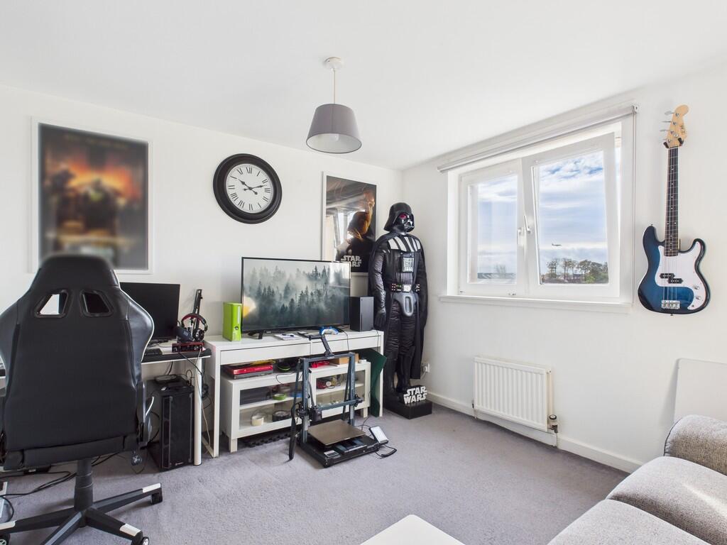 CAM05526G0-PR0049...