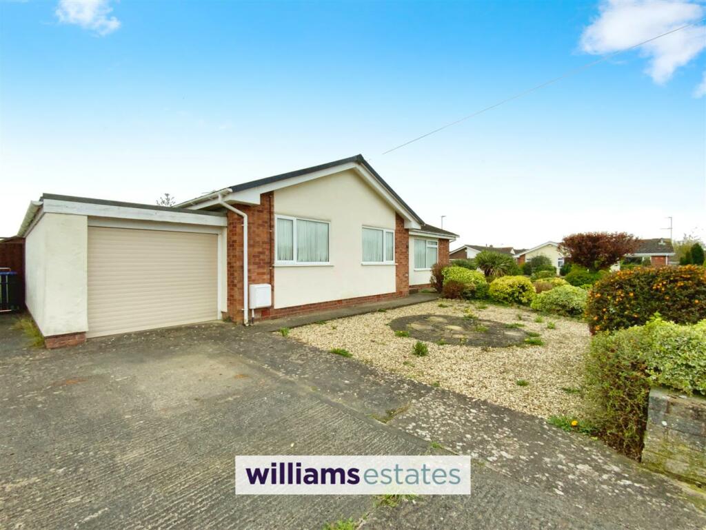 driveway &amp; garage