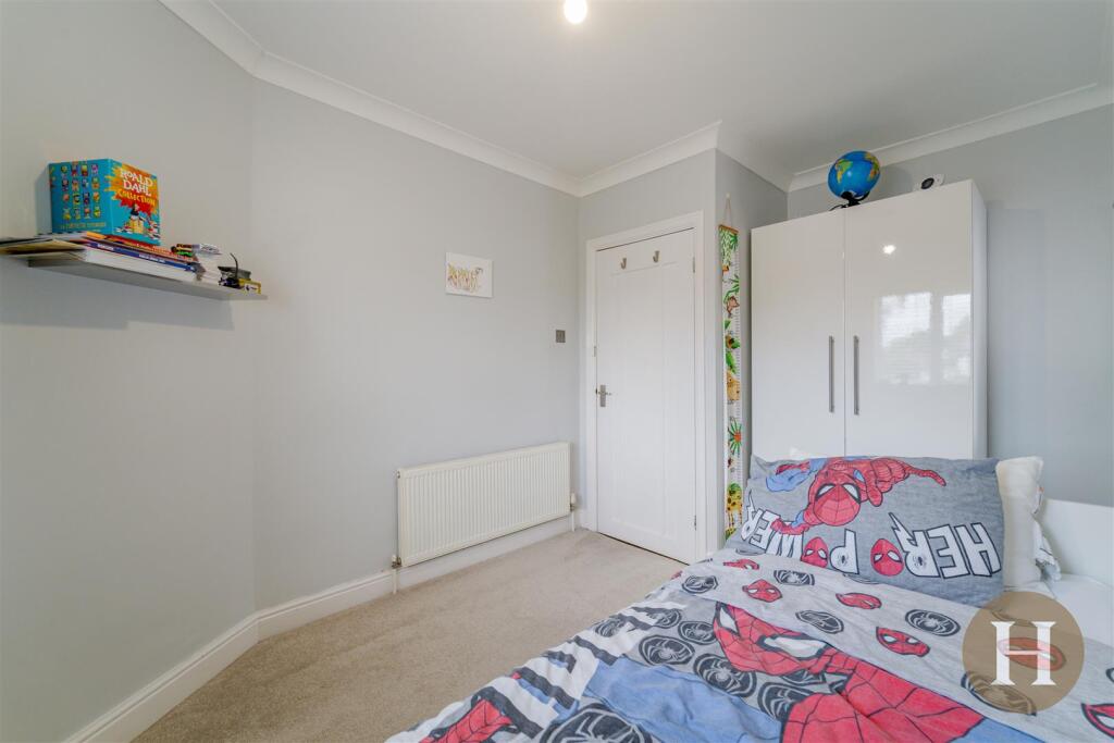 Hadleigh Estate Agents-34.jpg