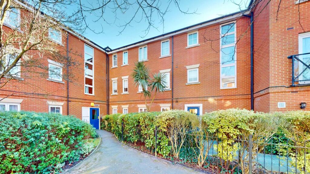 Flat-20-Nacton-Court-Hevingham-Drive-Chadwell-Heat