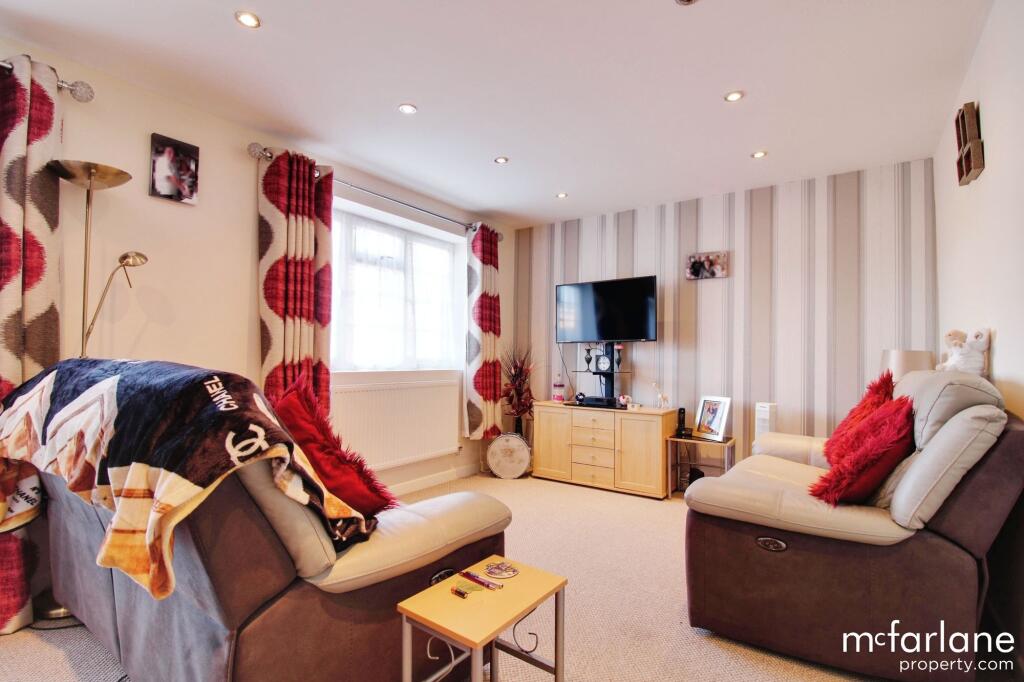 Living &amp; Dining Room