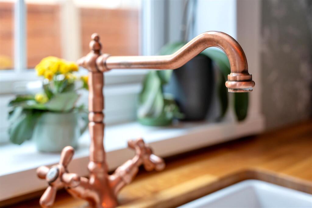 102 Kingston Road-09.jpg