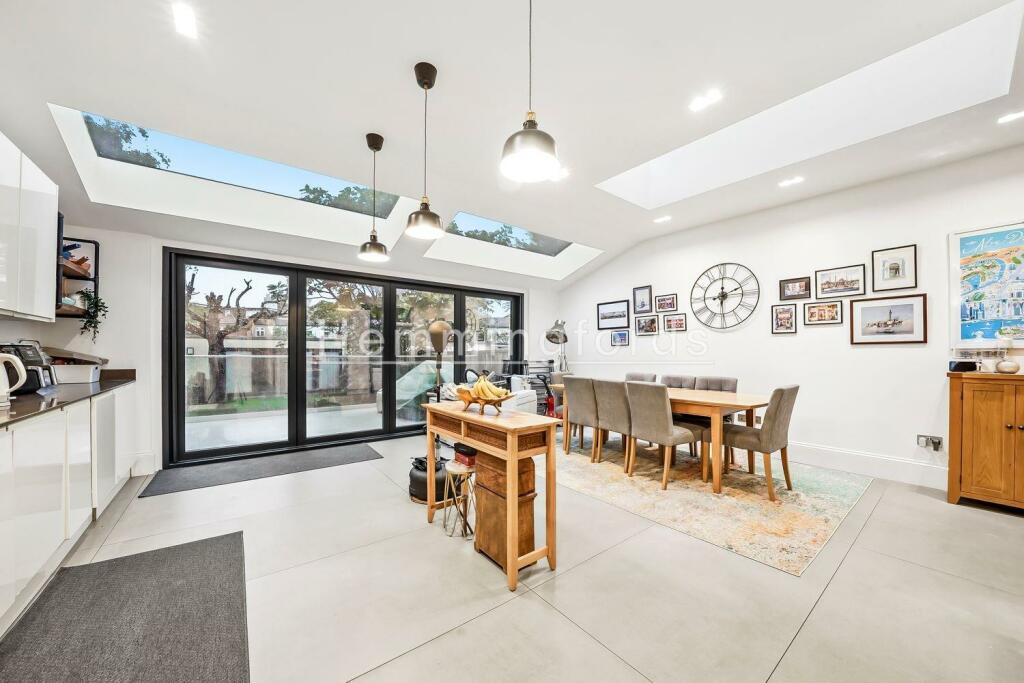 34 Blenheim Avenue - 27EbuMCecyrmvRYmtl3s.jpg