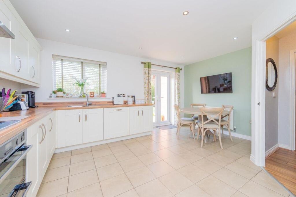 Kitchen EmilyDimelowEwemoveWhitchurchandNantwich