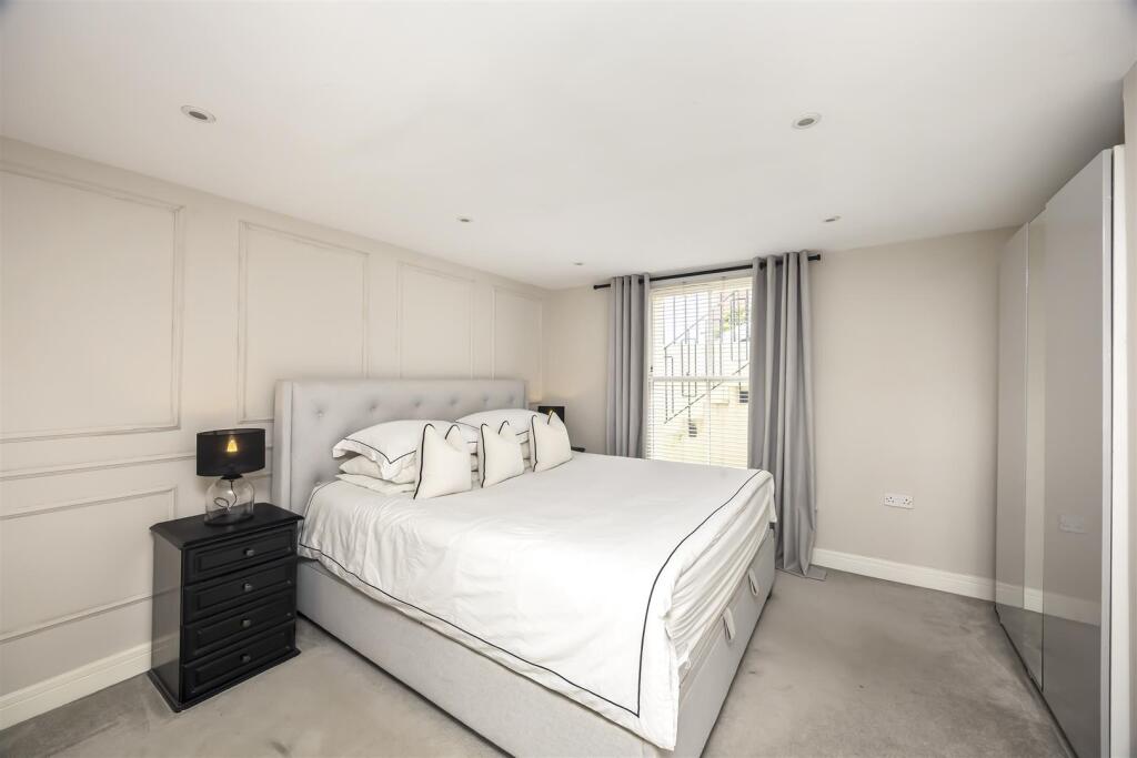 Heene Terrace, West Mansions 25a-007.JPG