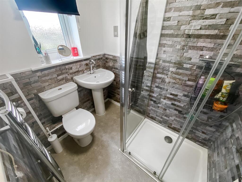 En-Suite Shower Room.jpg