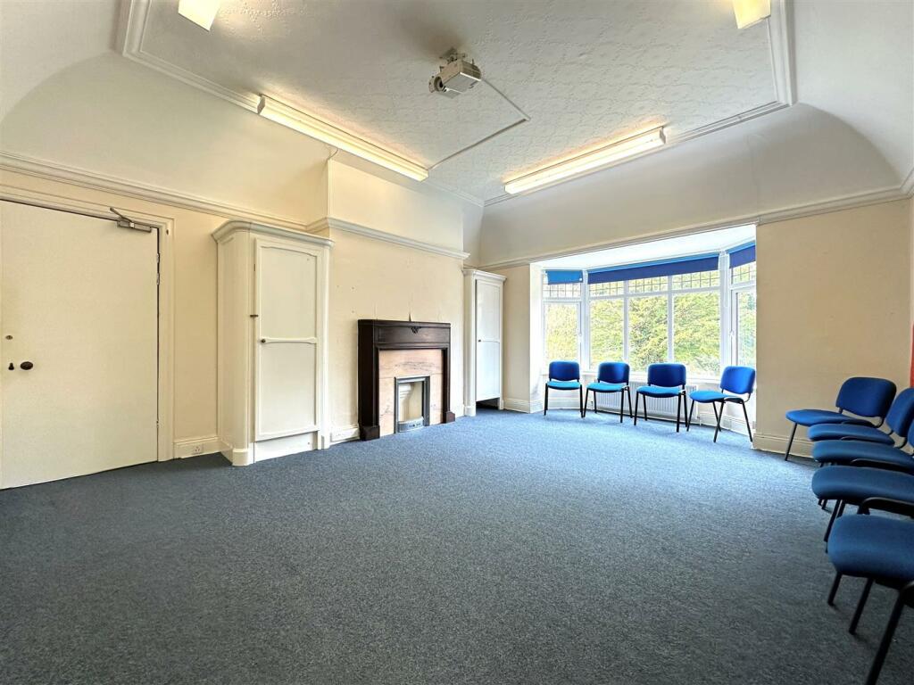 classroom 4.jpg