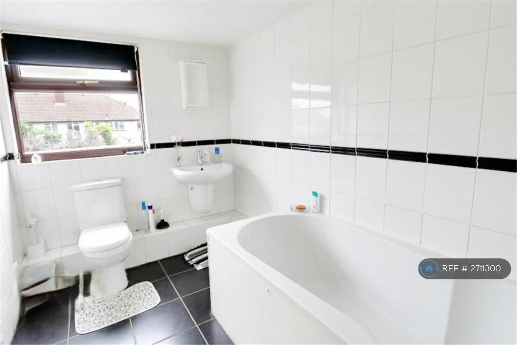 First Floor Bathroom