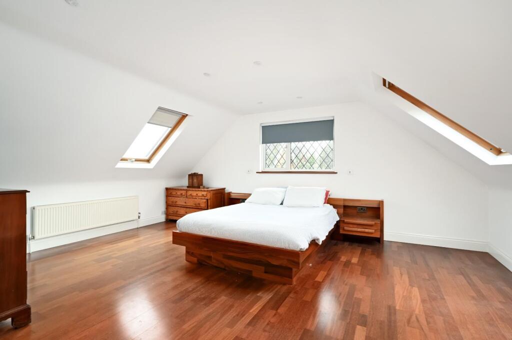 27 The Droveway BN3 (22).jpg