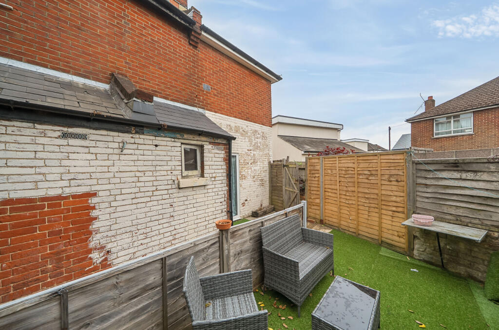 1300282-20-683829...