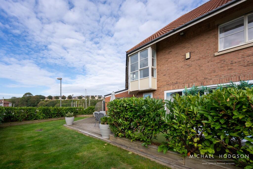 6, Normanby Court-48.jpg