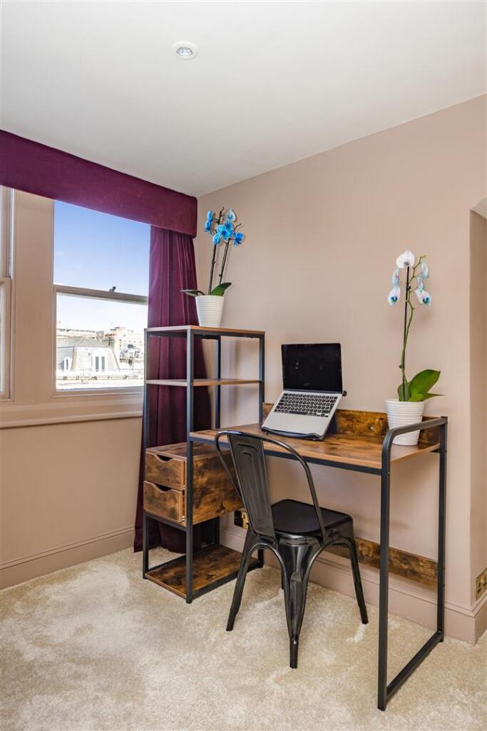 Second Avenue, 23, Flat 9-7.JPG