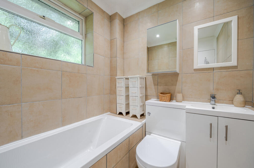 1299321-14-683820...