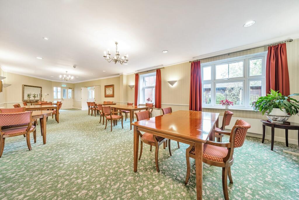 Owners Dining