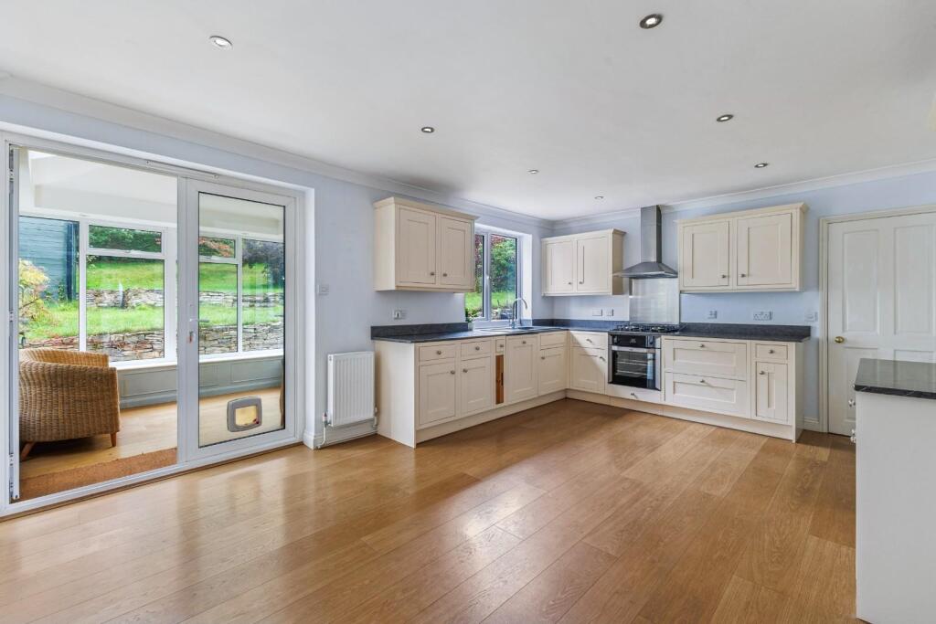 98137_Lanterns Homington Road Coombe Bissett(7).jp