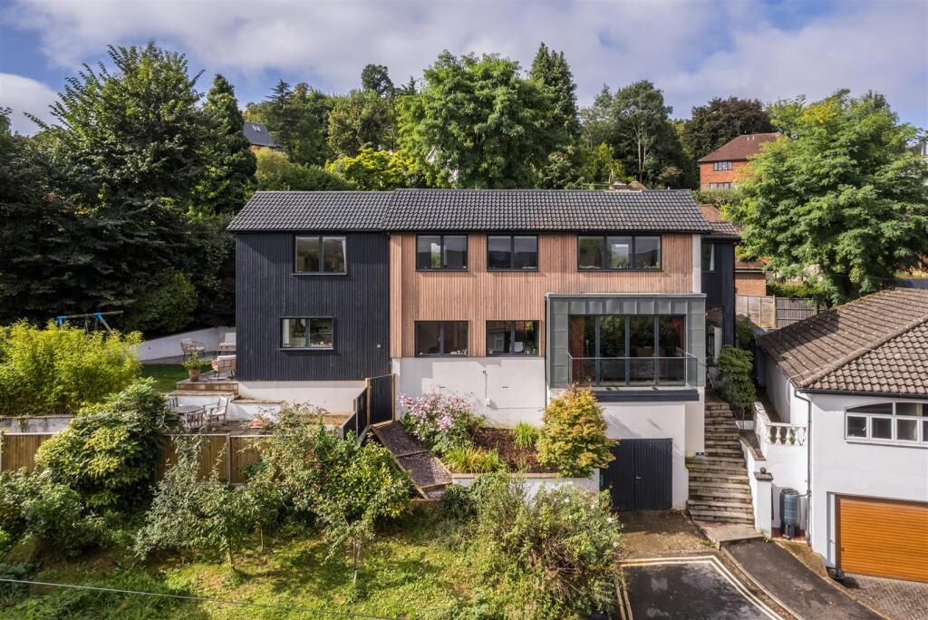 2 Withdean Close-13.jpg