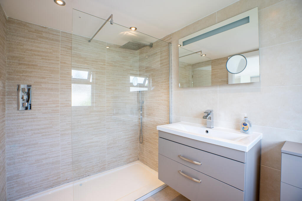 11allertongrangeway38