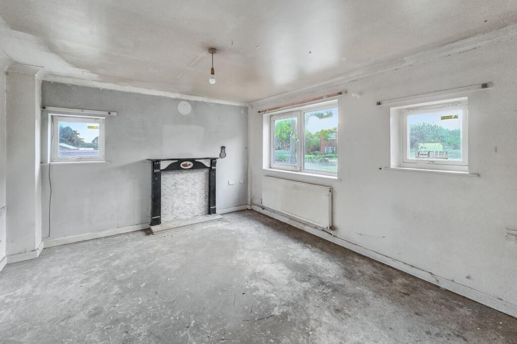 2 Irvine Close, Bispham, Blackpool, Lancashire, FY2 0XZ