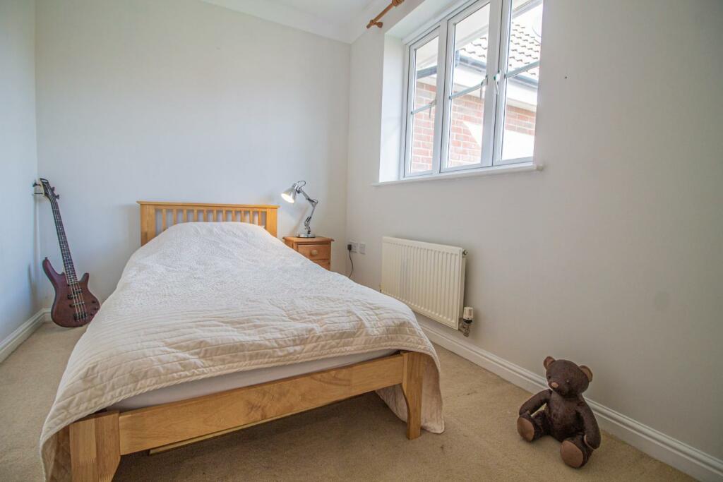 42 Manning Road Kitchen Window (Bedroom 3).jpg