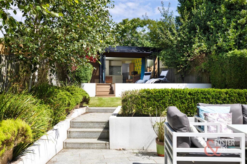 Benett Drive , 59-027.jpg