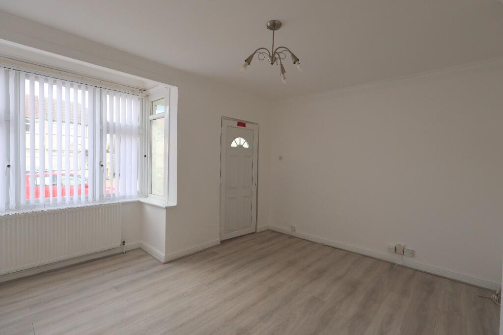 Beam Avenue, Dagenham, London, RM10
