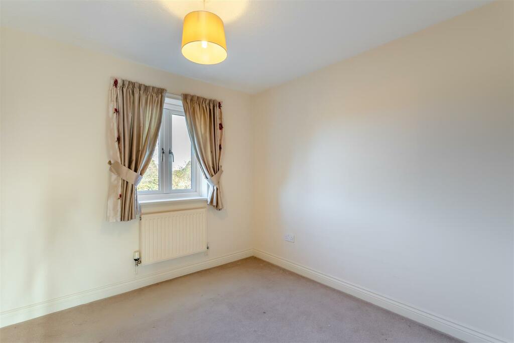 8628312-interior05.jpg
