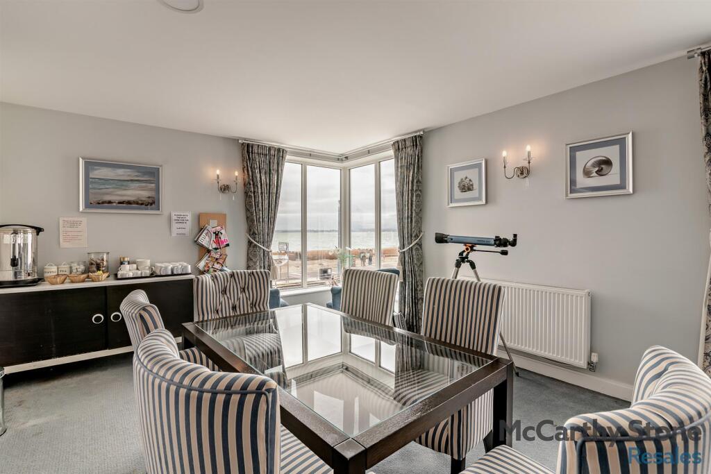 8670869-interior26-800.jpg