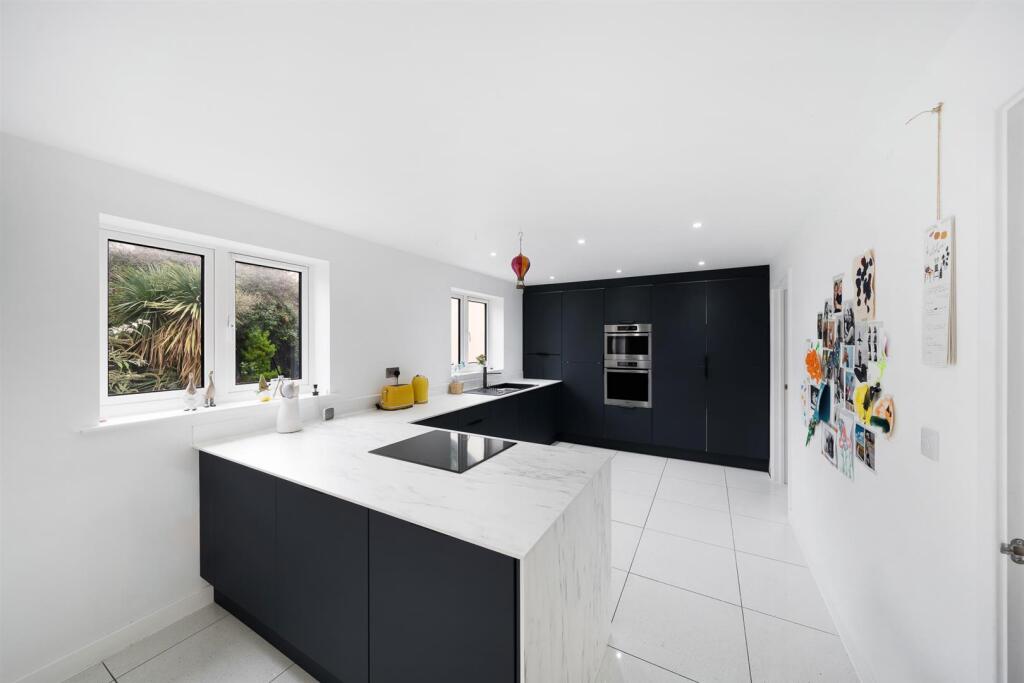 Kitchen/Dining/Family