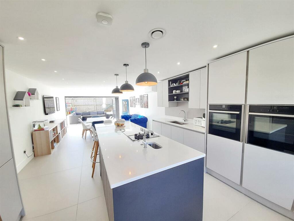 Kitchen dining room new.jpg
