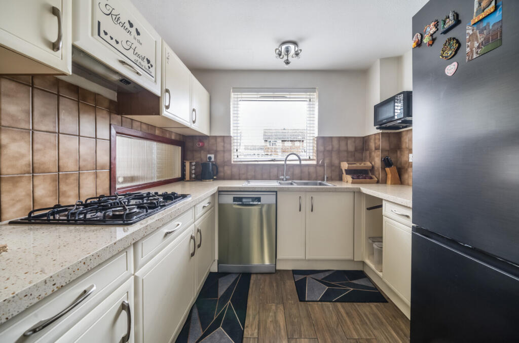 1303207-10-683f14...