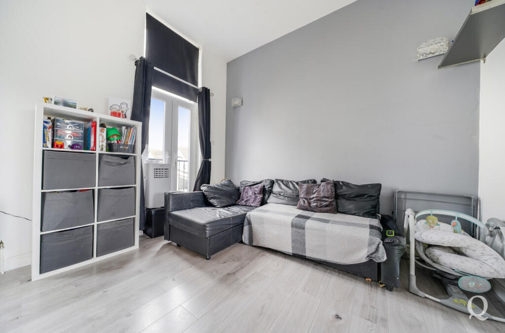 1f33fbb2-6790-468...