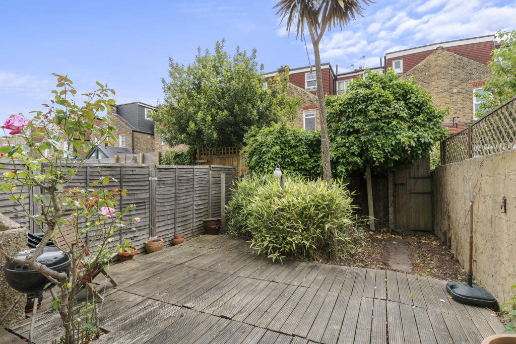 e10 Ashen Grove-9_2_