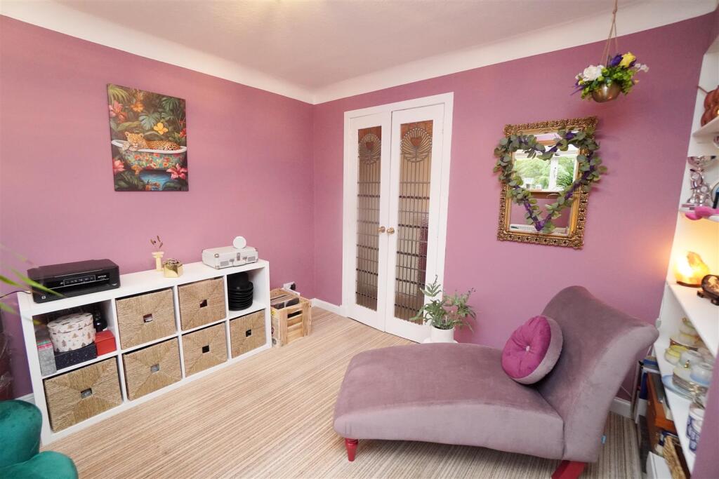 sitting room.jpg