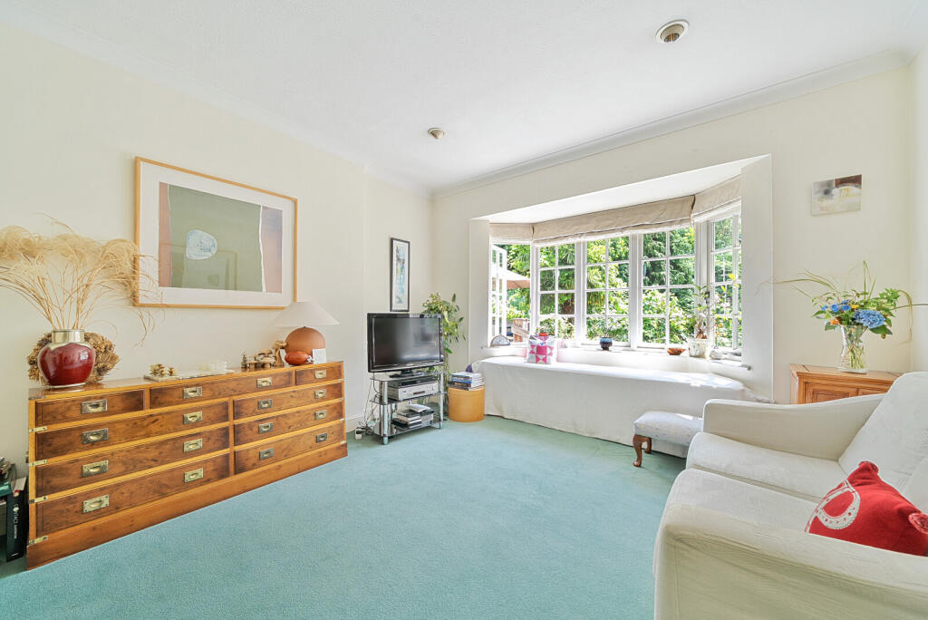 1334210-15-688cd0...