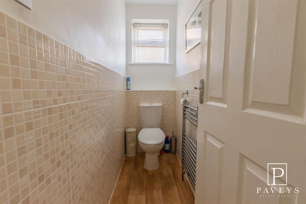 CLOAKROOM