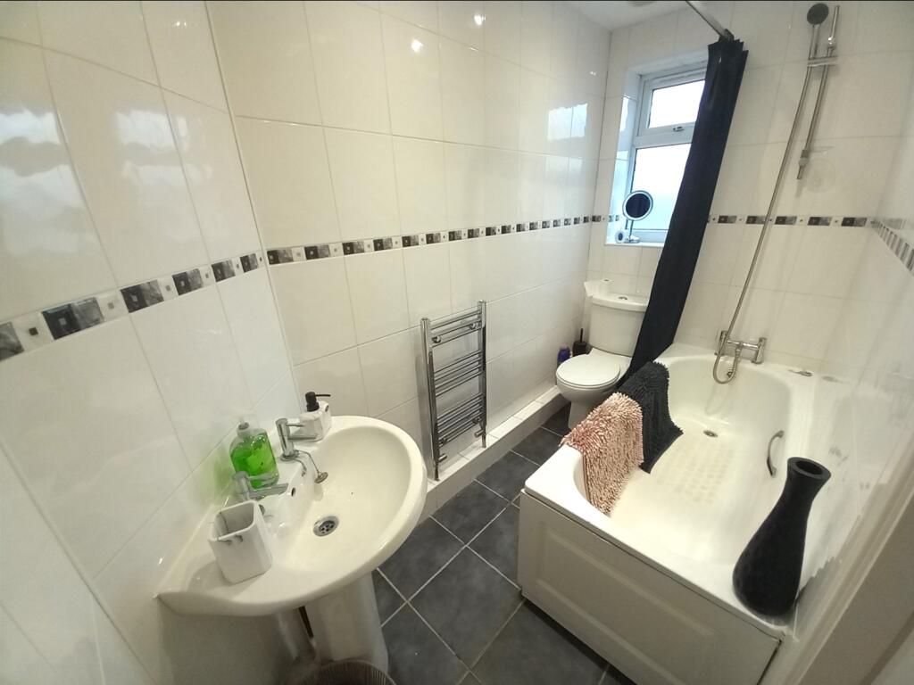 23B BATHROOM