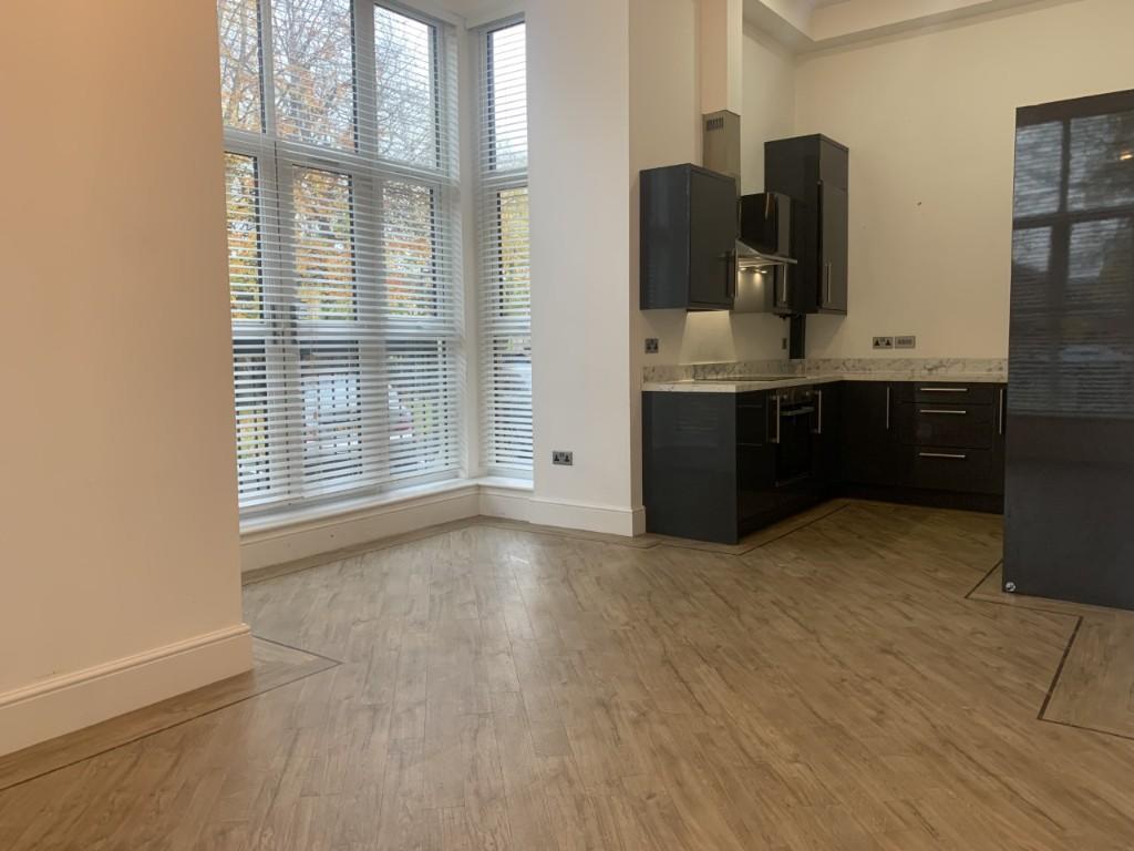 Dining/Kitchen area