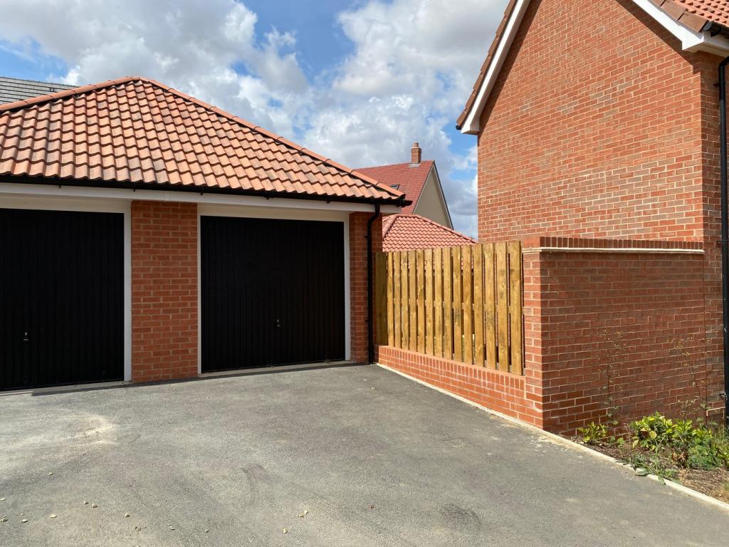 Garage &amp; Driveway