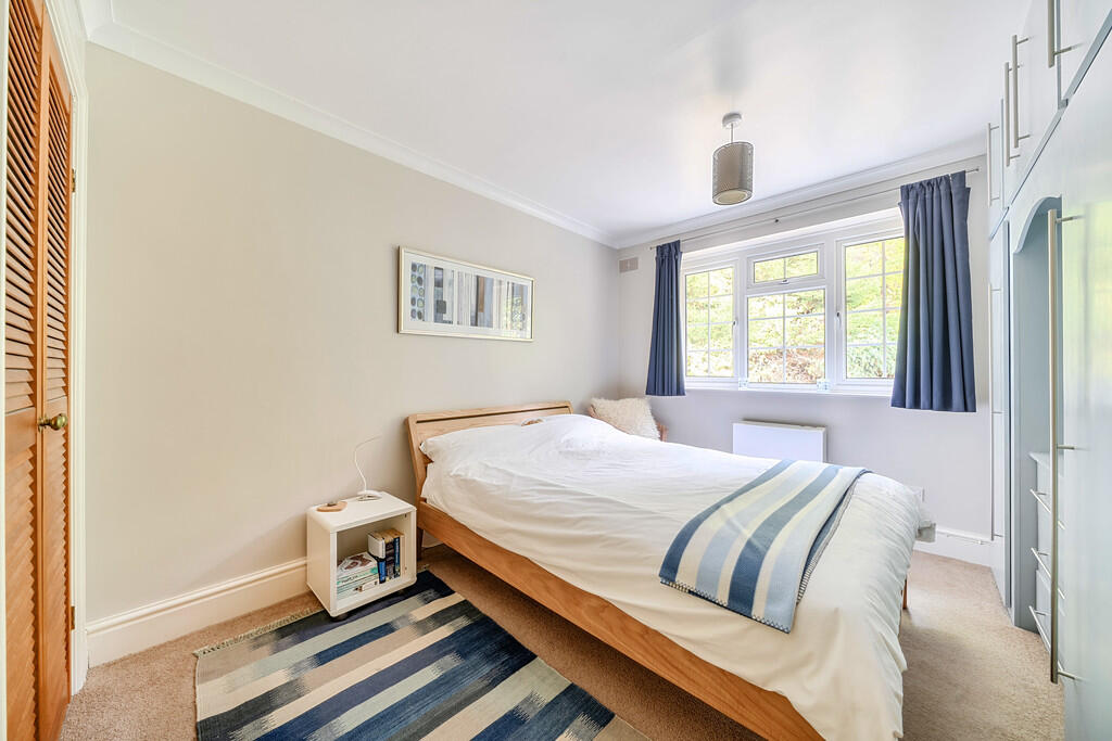 1361501-9-68e6d0e...