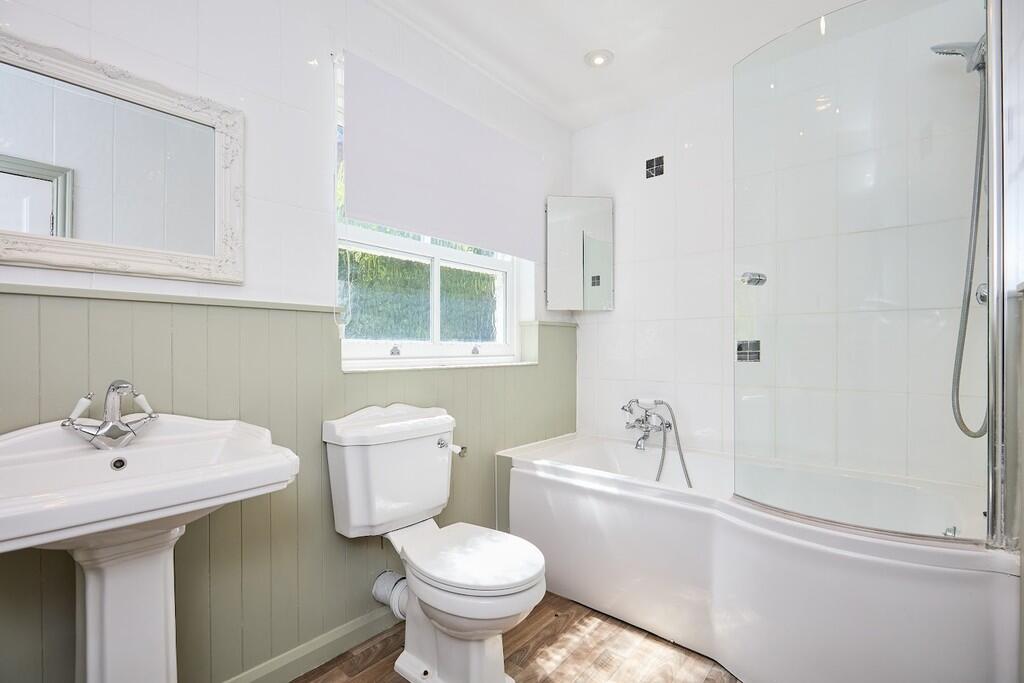 Edward Knight 202...