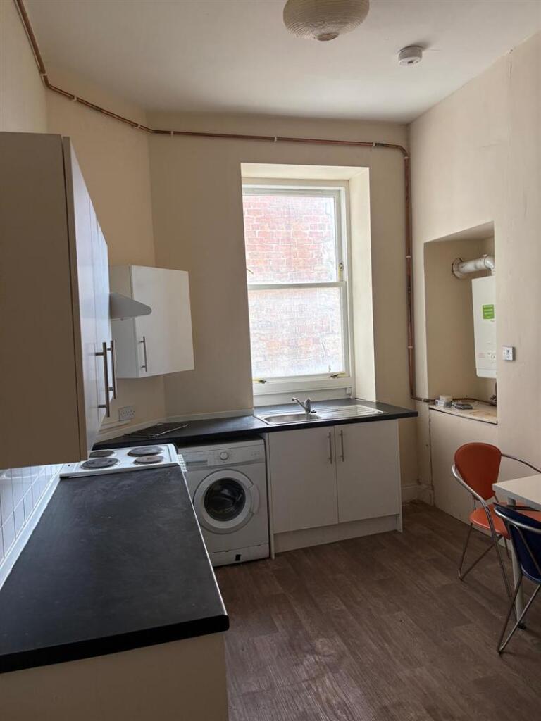 Kitchen 1