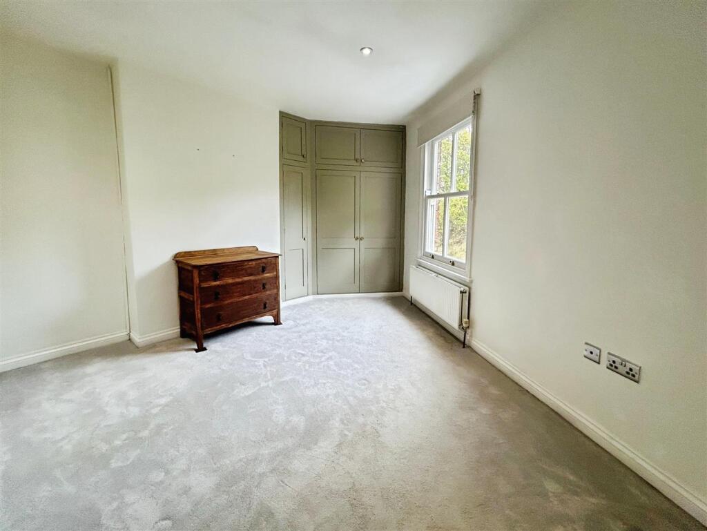 b1c2138e-1-4B36-9B9C-946F56E4E114-8331-00000638F40